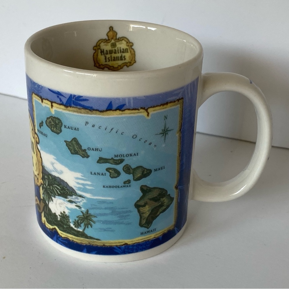 The Hawaiian Islands Coffee Mug Blue Island Chain The Islander Group EUC Ceramic